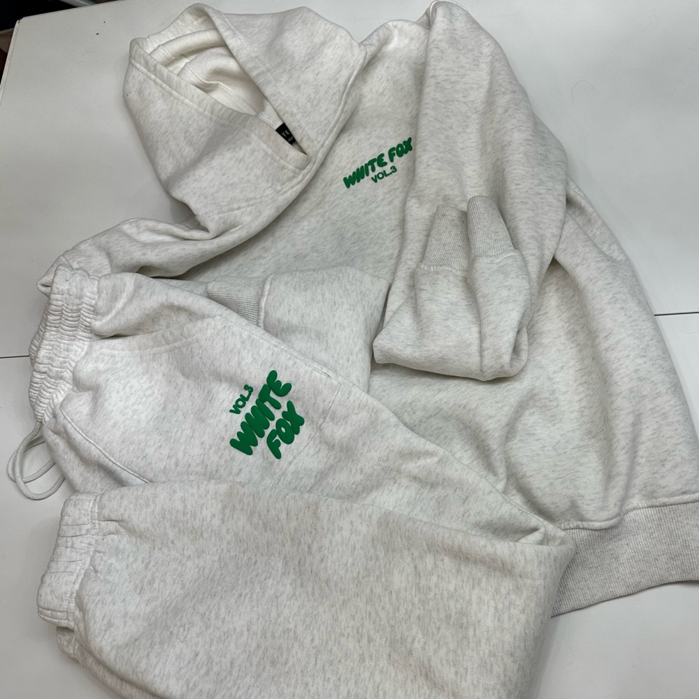 White Fox sweat set